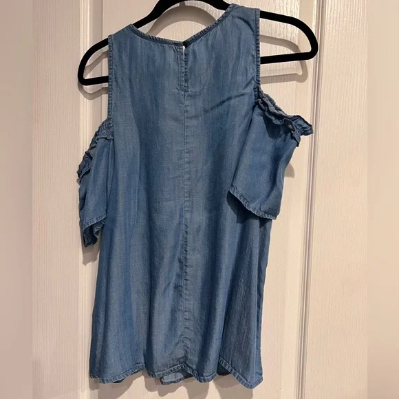 LC Lauren Conrad Blue Ruffled Blouse - Picture 4 of 8